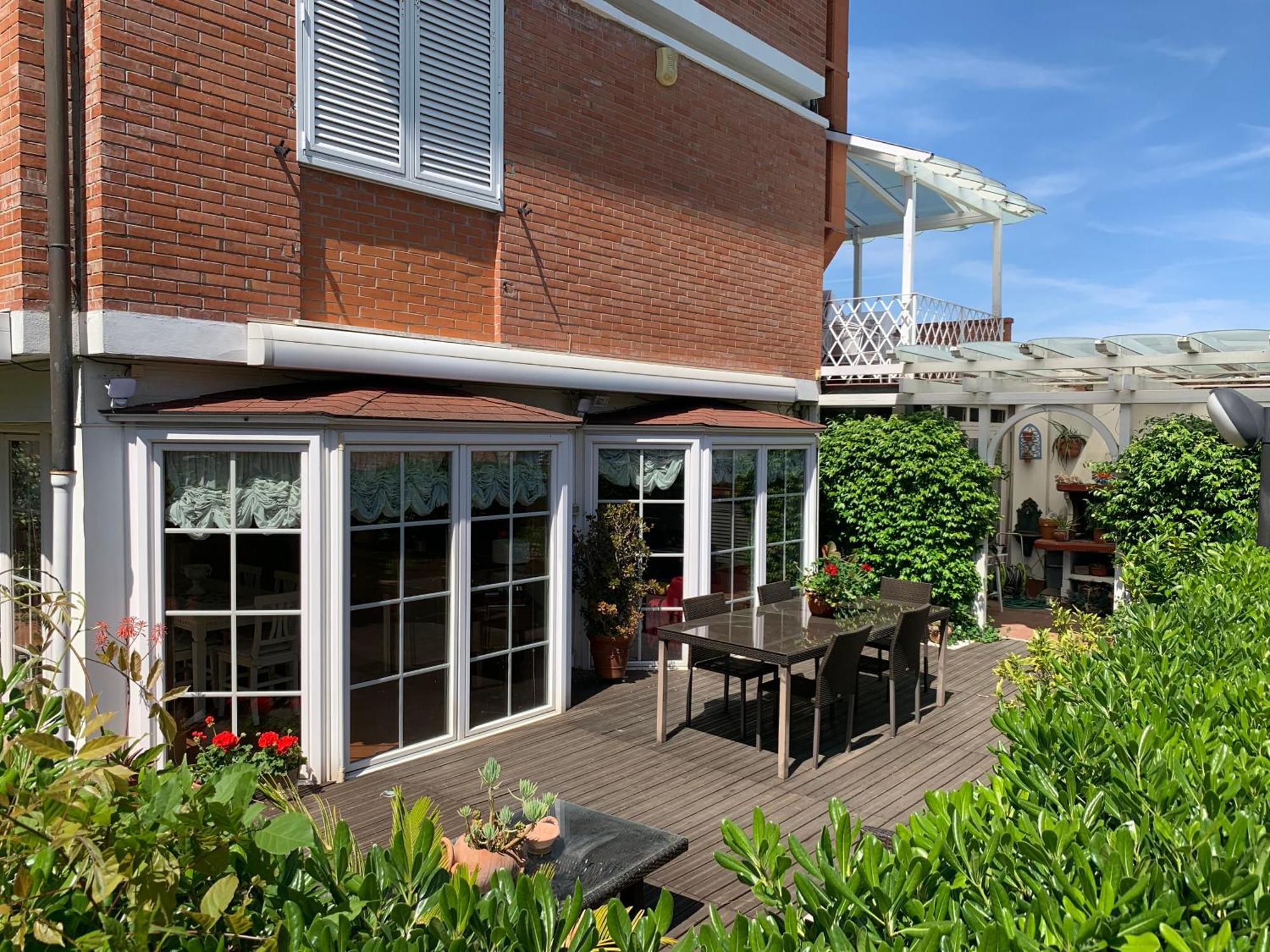 Maison Renee Viareggio Luaran gambar